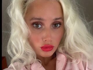 nude camgirl picture ShiraMitman