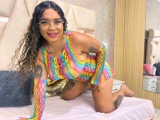 webcam live SophiaJonsom