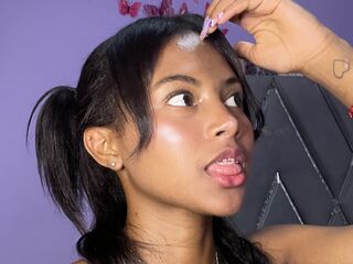 camgirl playing with sex toy SusiBlanc