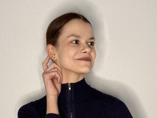 naughty camgirl fingering pussy TashinaEndresen