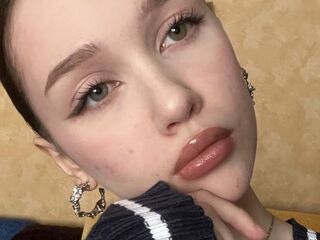 camgirl playing with sextoy VernelBanaszak