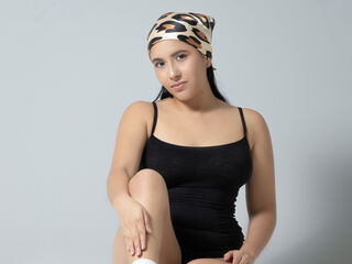 cam girl masturbating with sextoy VeroChanel