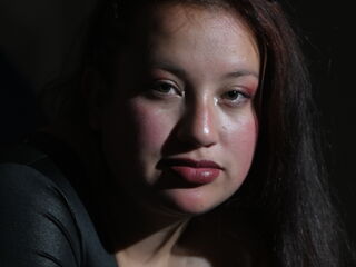 masturbating cam girl ZaretRivera